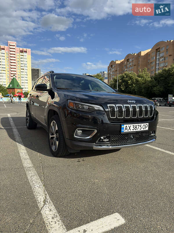 Jeep Cherokee (2022)