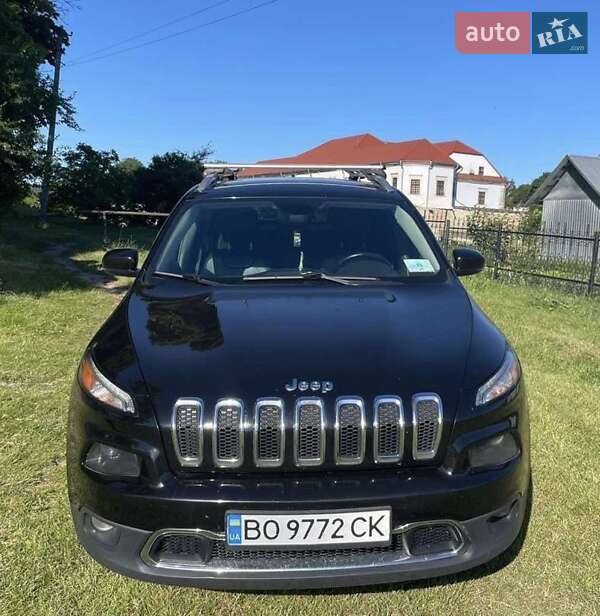 Jeep Cherokee (2016)