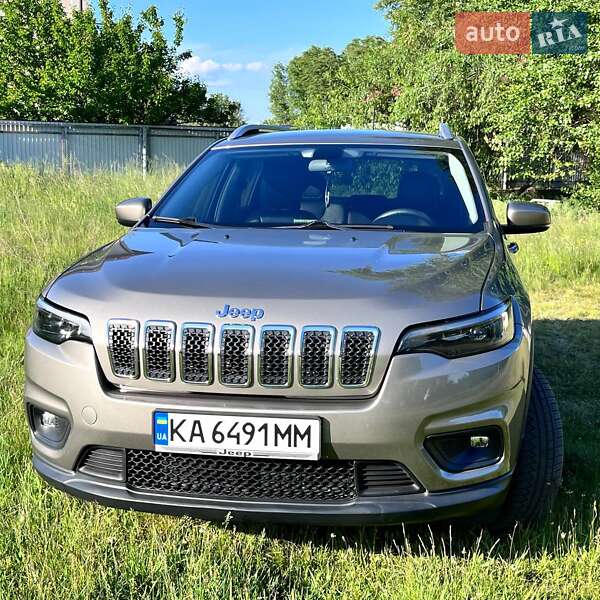 Jeep Cherokee (2020)
