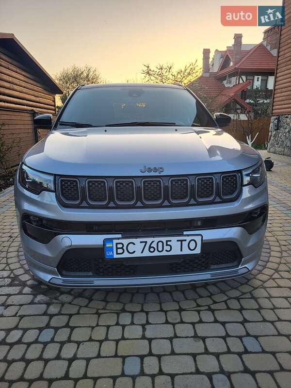 Jeep Compass (2023)