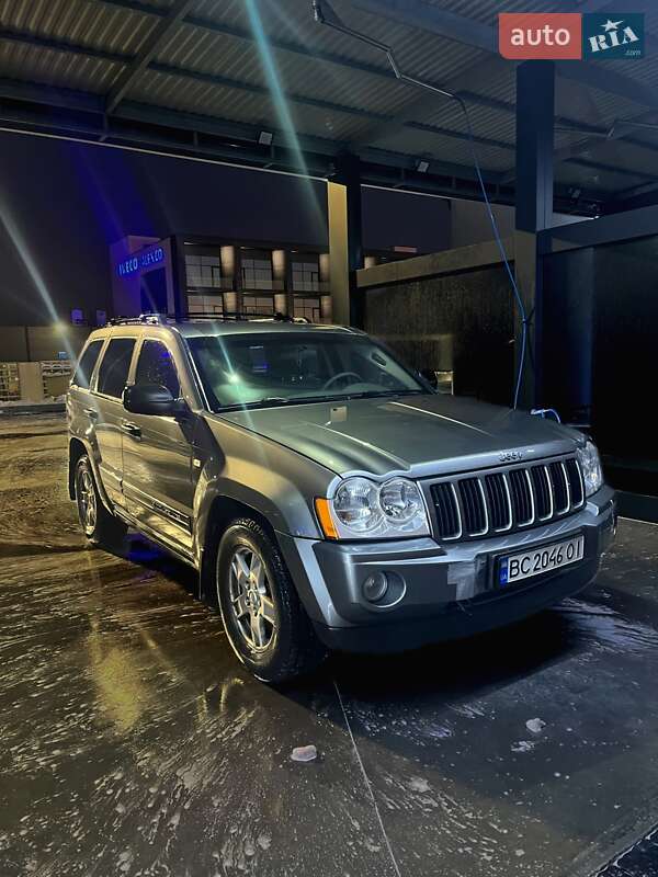 Jeep Grand cherokee (2006)