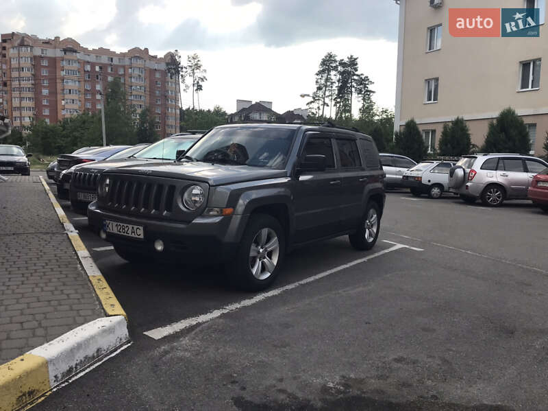 Jeep Patriot (2012)