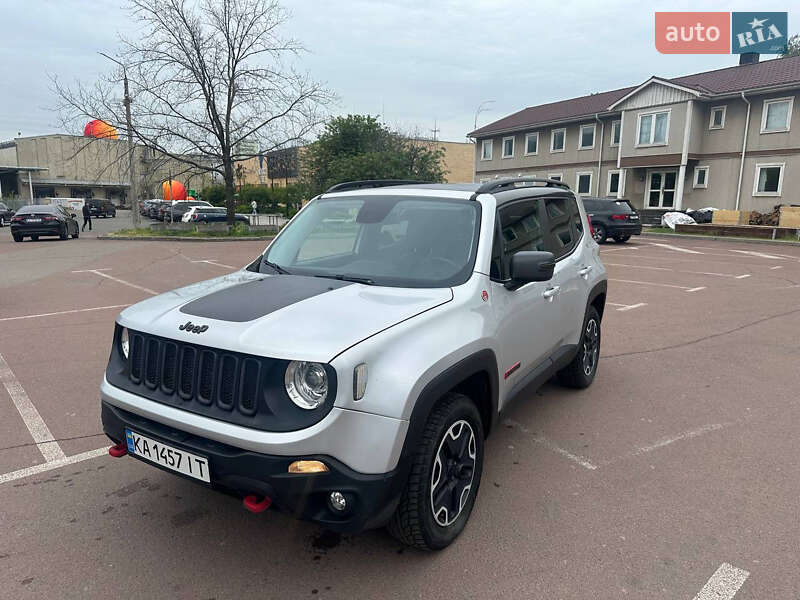Jeep Renegade (2015)