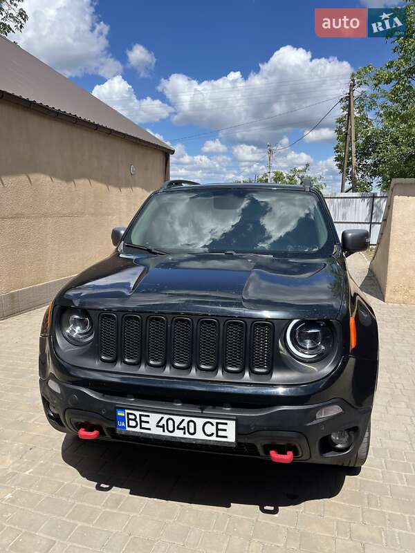 Jeep Renegade (2015)