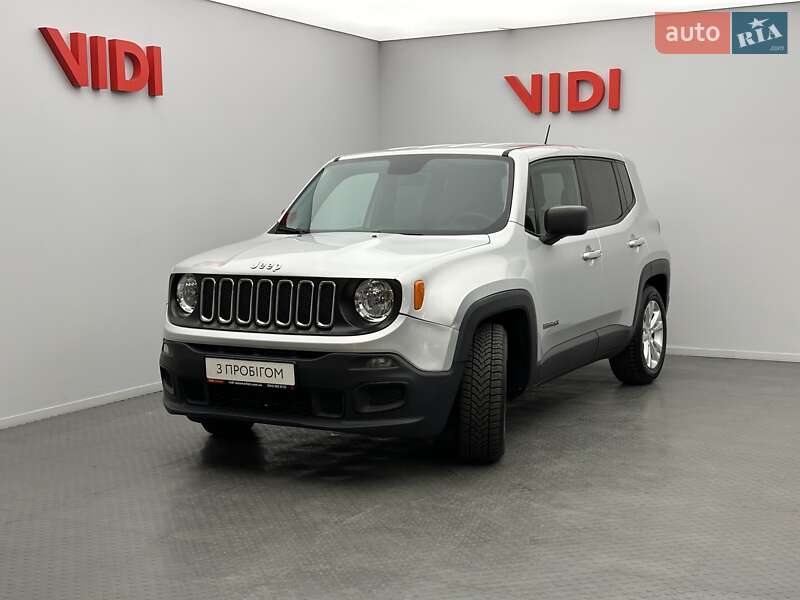 Jeep Renegade (2016)