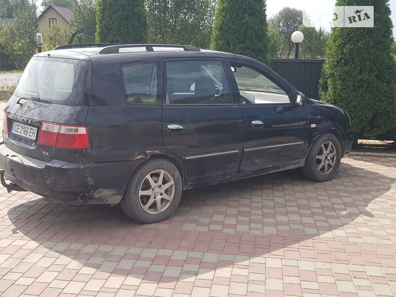 Kia Carens (2002)