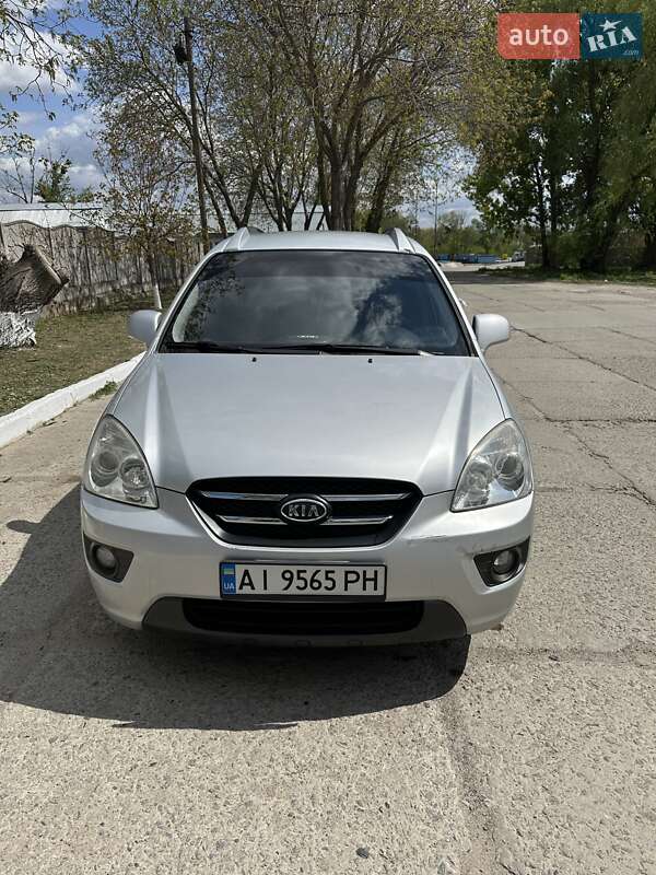 Kia Carens (2006)