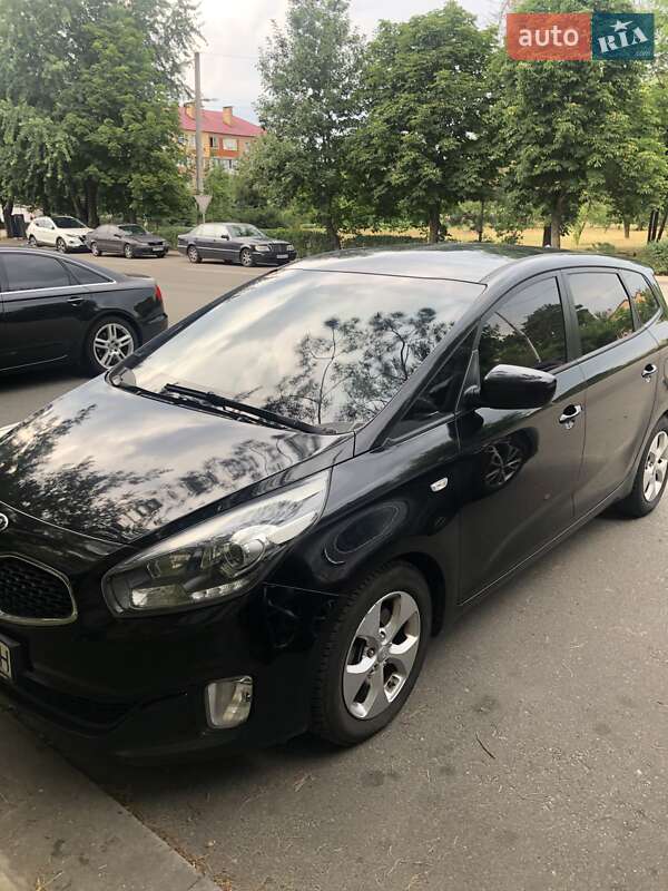 Kia Carens (2014)