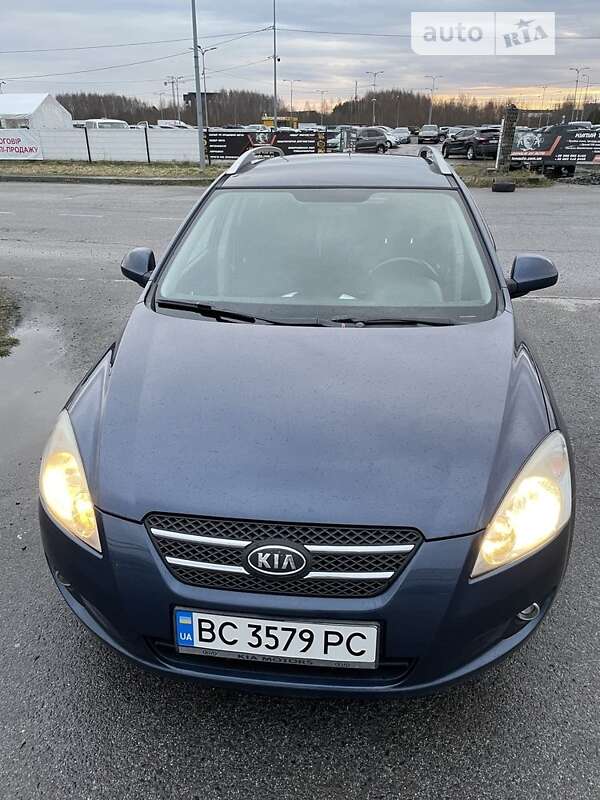 Kia Ceed (2008)
