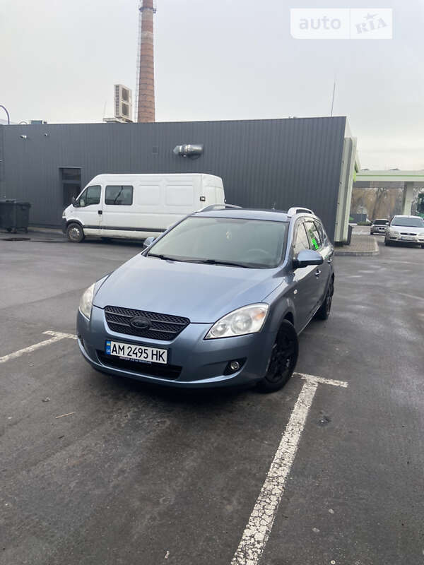 Kia Ceed (2008)