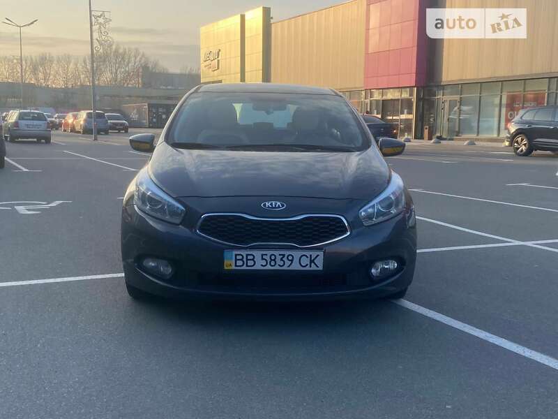 Kia Ceed (2013)