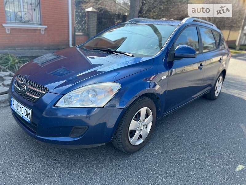 Kia Ceed (2008)