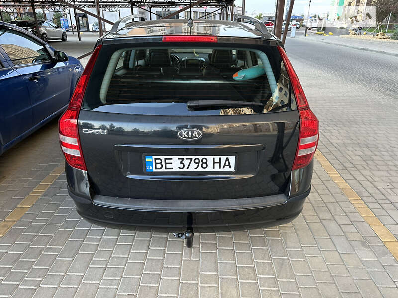 Kia Ceed (2007)