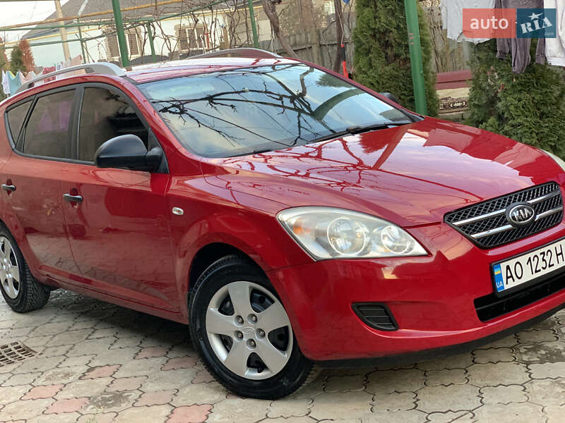 Kia Ceed (2009)