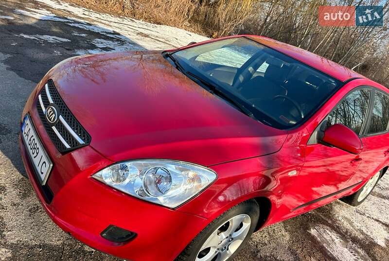 Kia Ceed (2007)