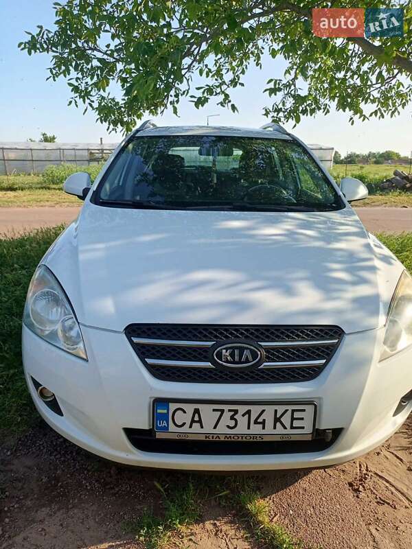 Kia Ceed (2008)