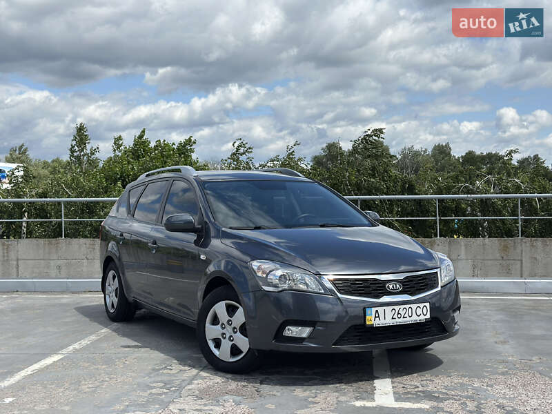 Kia Ceed (2012)