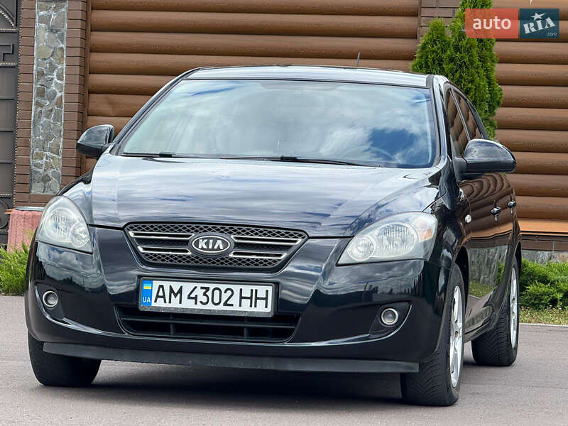 Kia Ceed (2008)