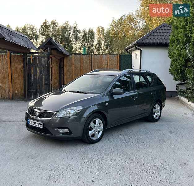 Kia Ceed (2009)