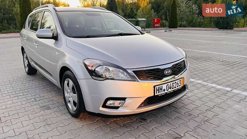 Kia Ceed (2009)