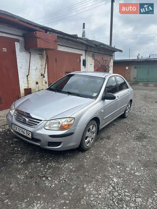 Kia Cerato (2007)