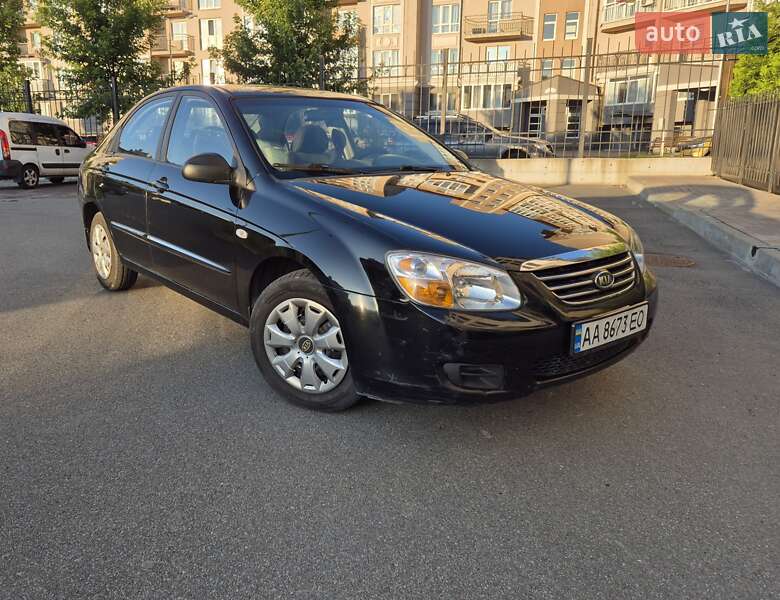 Kia Cerato (2007)