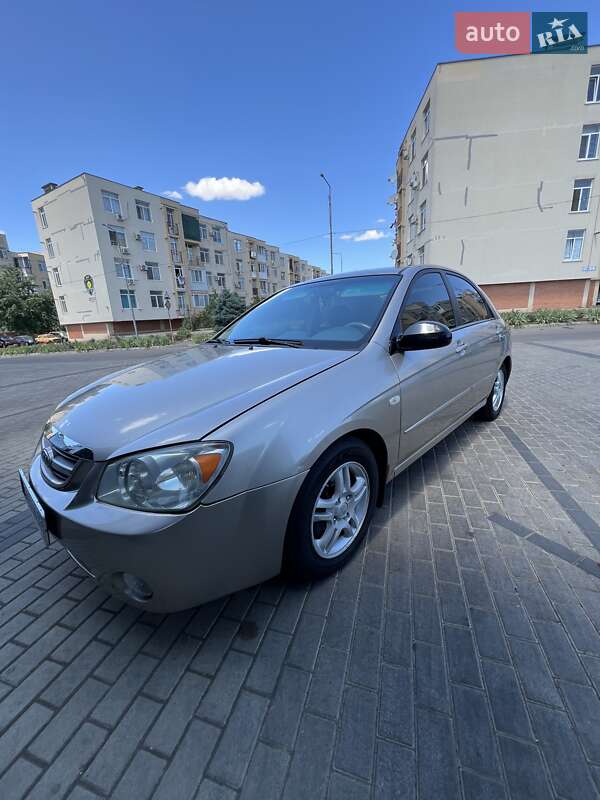 Kia Cerato (2006)