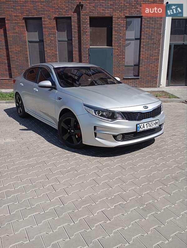 Kia K5 (2016)