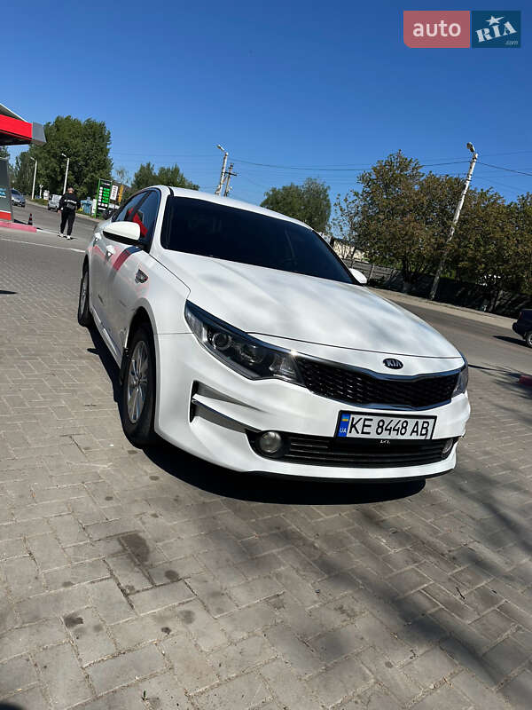 Kia K5 (2015)