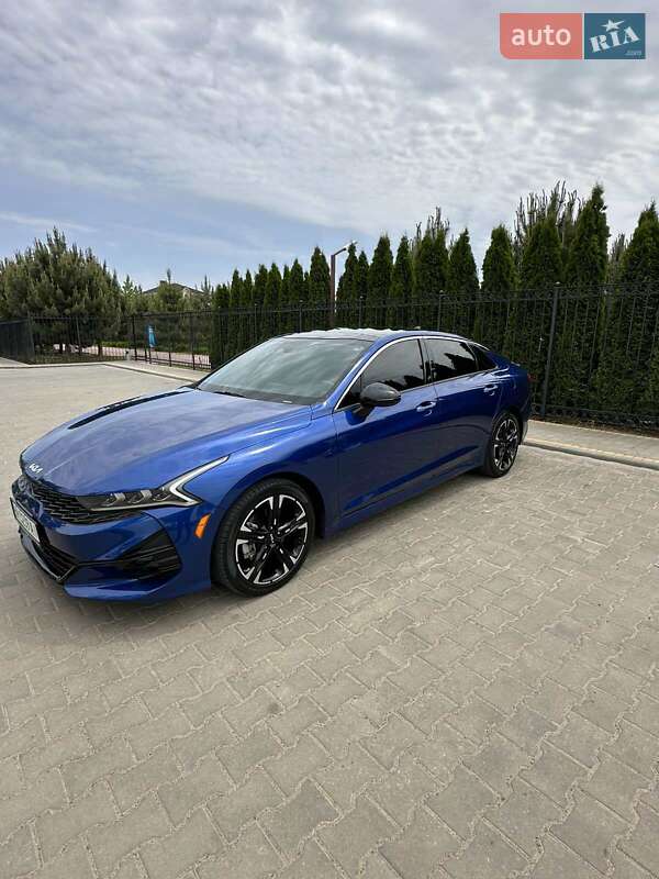 Kia K5 (2021)