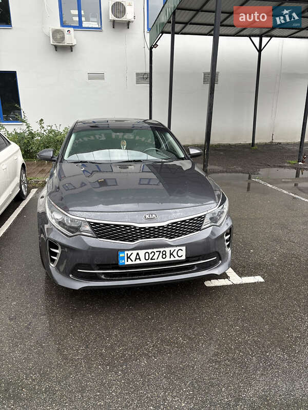 Kia K5 (2016)