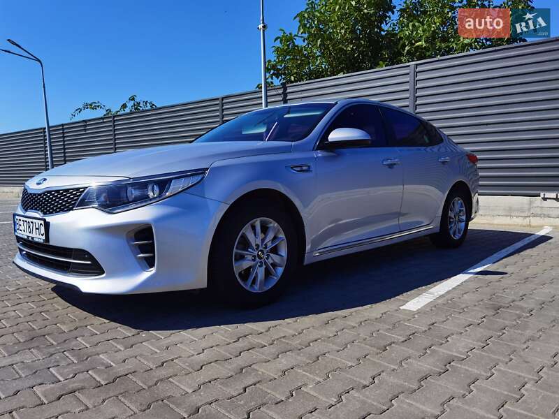 Kia K5 (2016)
