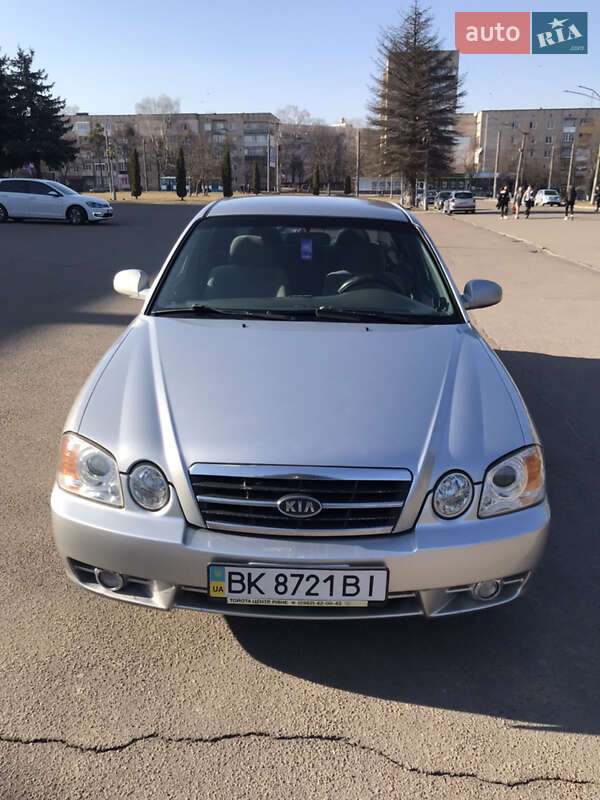 Kia Magentis (2004)