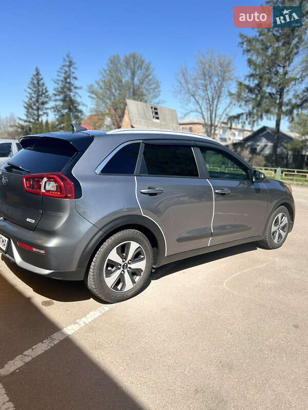 Kia Niro (2017)