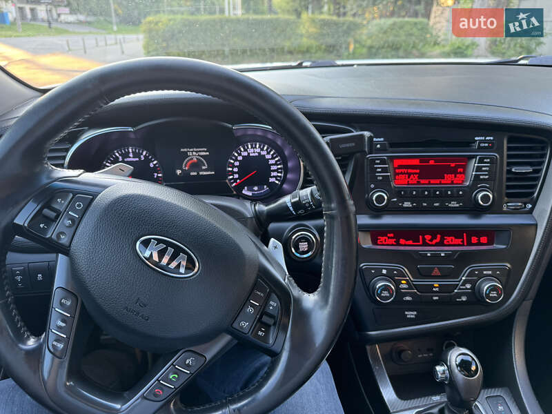Kia Optima (2012)