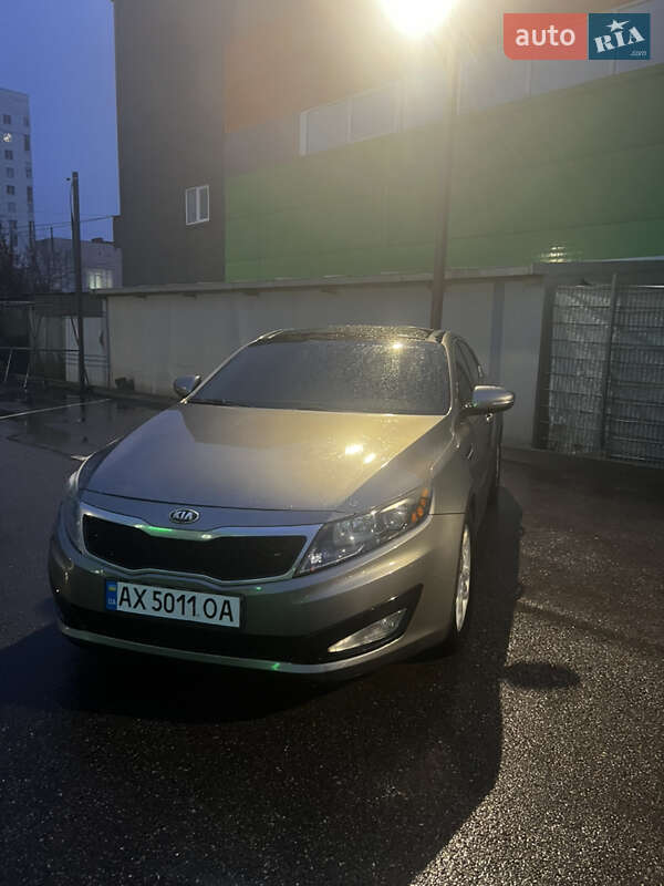 Kia Optima (2012)