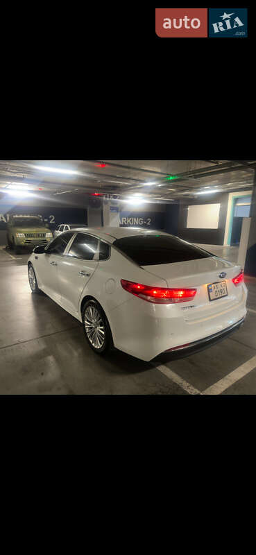 Kia Optima (2018)