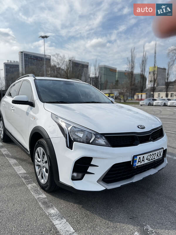 Kia Rio x (2021)
