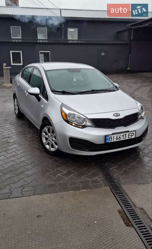 Kia Rio (2013)