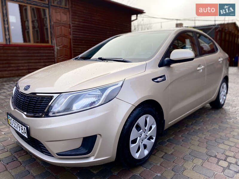 Kia Rio (2012)