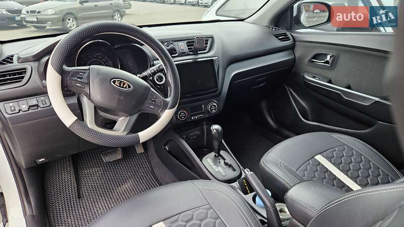 Kia Rio (2012)