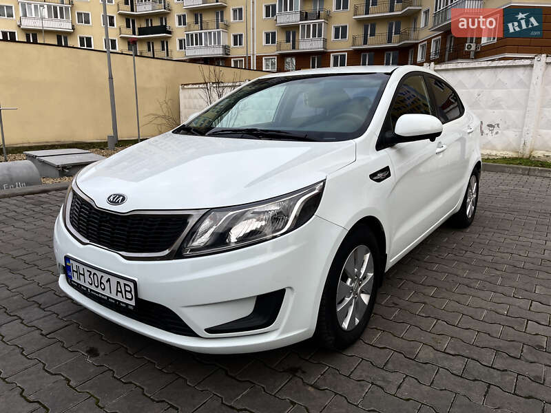 Kia Rio (2012)
