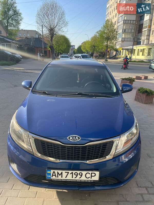 Kia Rio (2012)