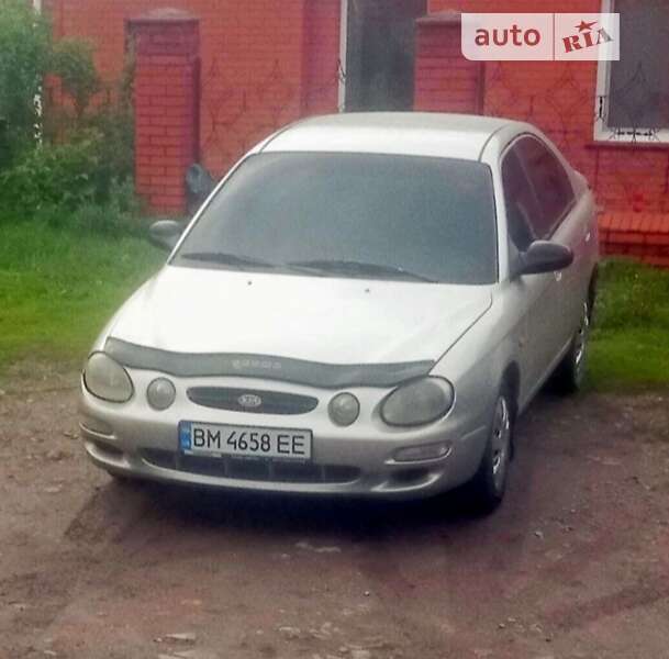 Kia Shuma (1999)