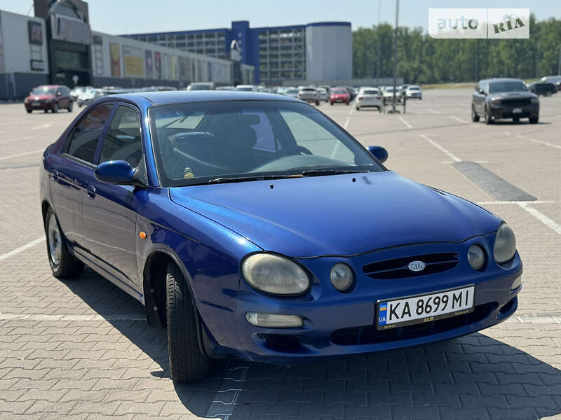 Kia Shuma (2000)