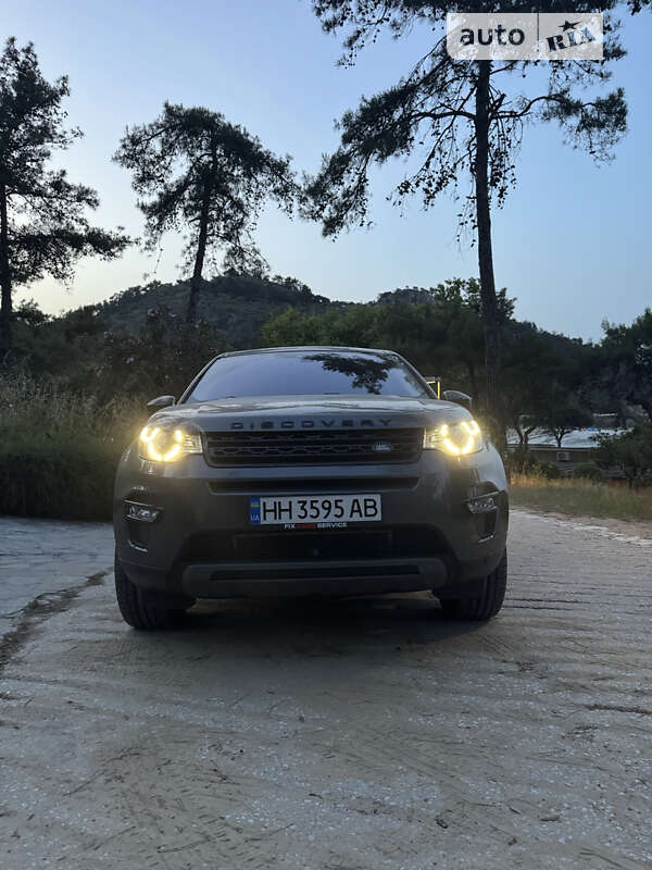 Land-rover Discovery sport (2016)