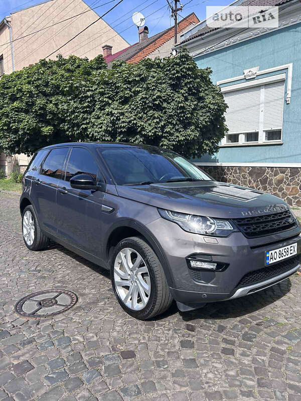 Land-rover Discovery sport (2015)