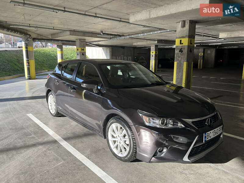 Lexus Ct (2012)