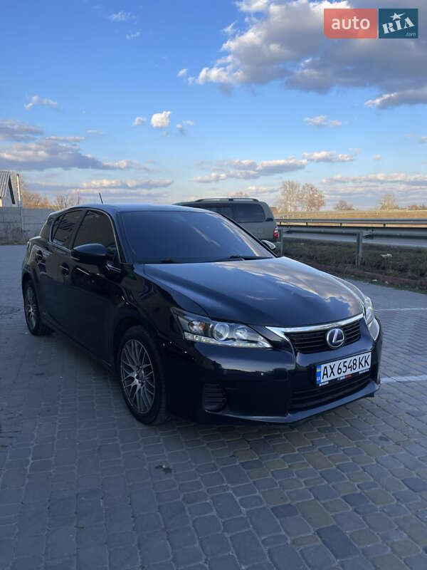 Lexus Ct (2012)