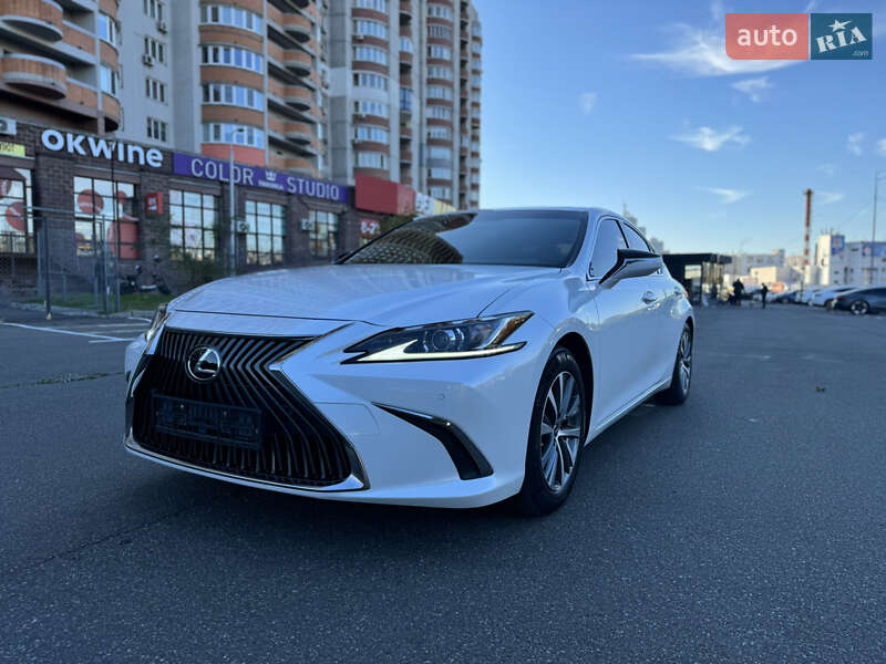 Lexus Es 250 (2019)